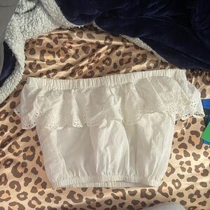 h&m divided white off-shoulder crop blouse (s: 4)